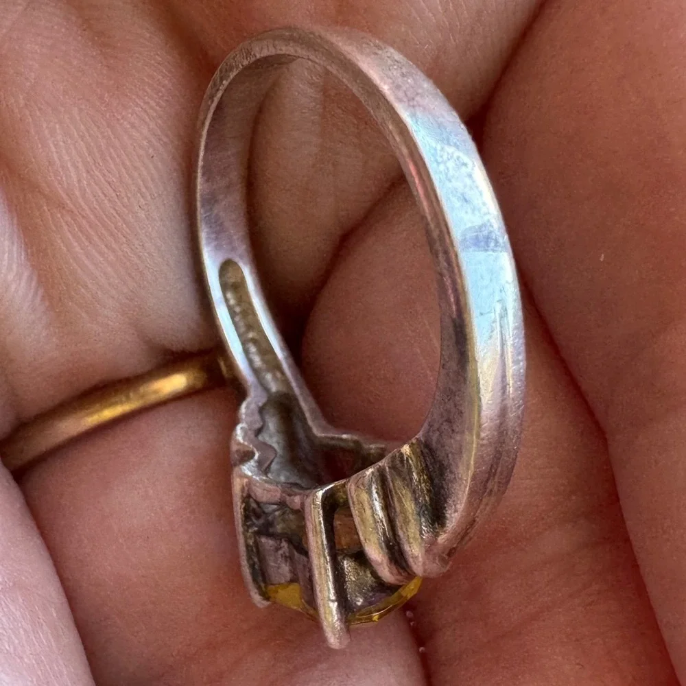 Vintage Sterling Silver Yellow Heart Shaped Citrine Stone Statement Ring Dainty